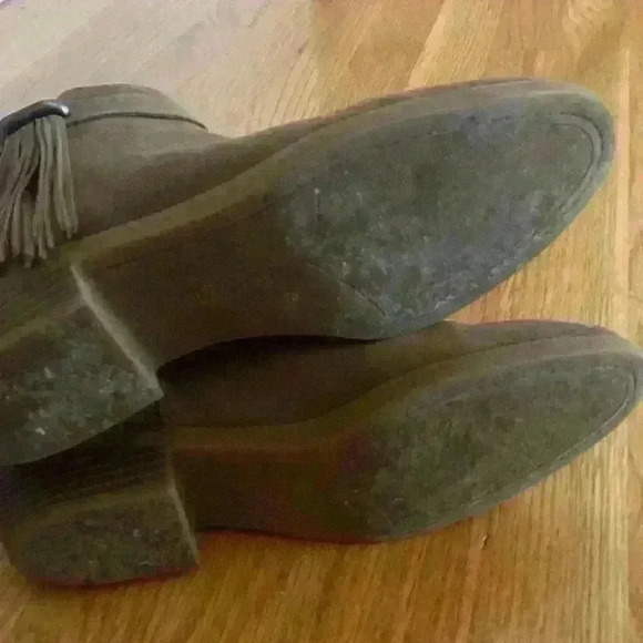 Nine West Willito Taupe Leather Tassel Ankle Bootie - Picture 10 of 11